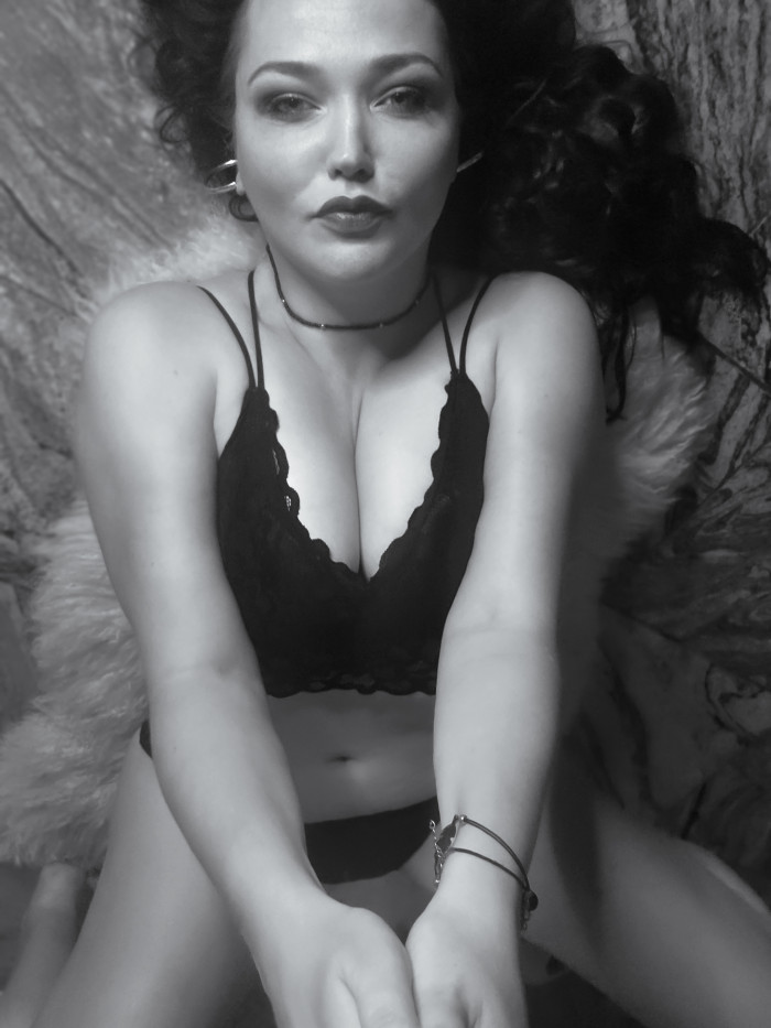 Sexy Dessous in Schwarz/Weiß