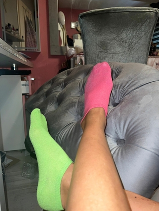 Neon socken Fetisch