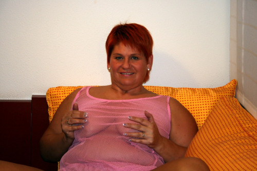 Posing in Rosa Teil 1...